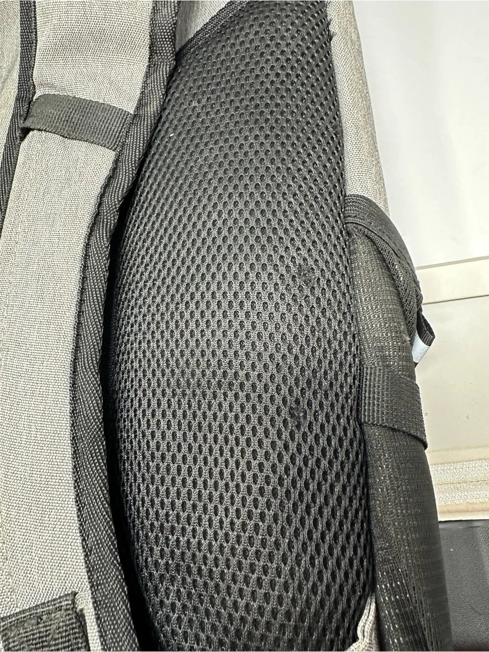 Swiss Tech unisex gray black bungee heavy-duty backpack school camping hiking K0